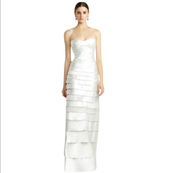 BCBG Dress Off White Strapless sweetheart full length gown size